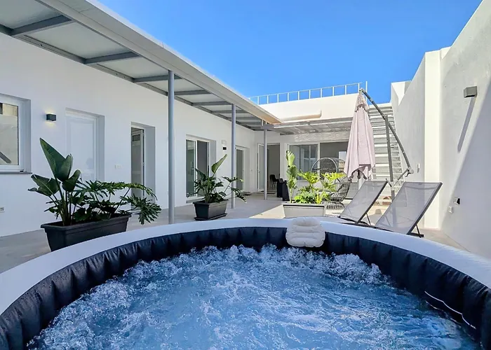 Chc - La Terraza Del Zapatero * Los Silos